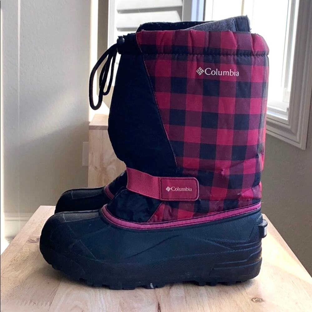 Columbia powder bug pink black snow boot size 5 youth plaid print waterproof